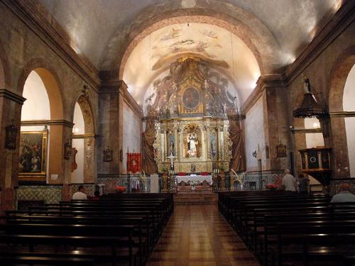 iglesiasantodomingo_vila2-733x550